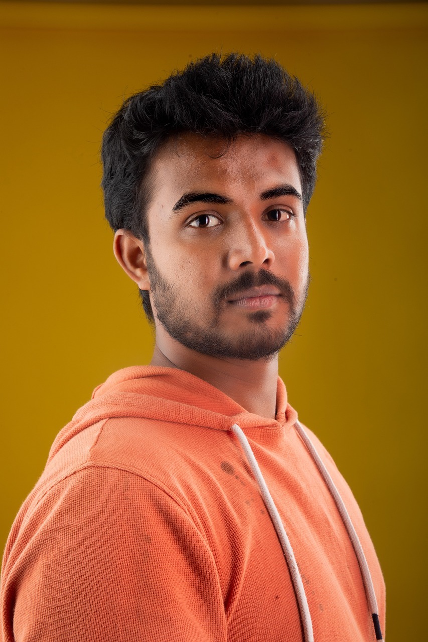 indian-man-7061278_1280